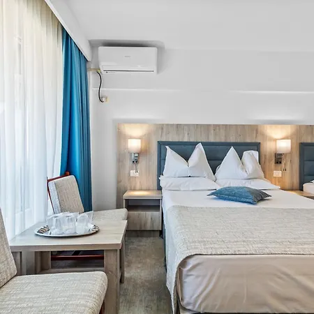 Hotel Condor Mamaia Exterior photo