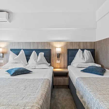 Hotel Condor Mamaia Exterior photo
