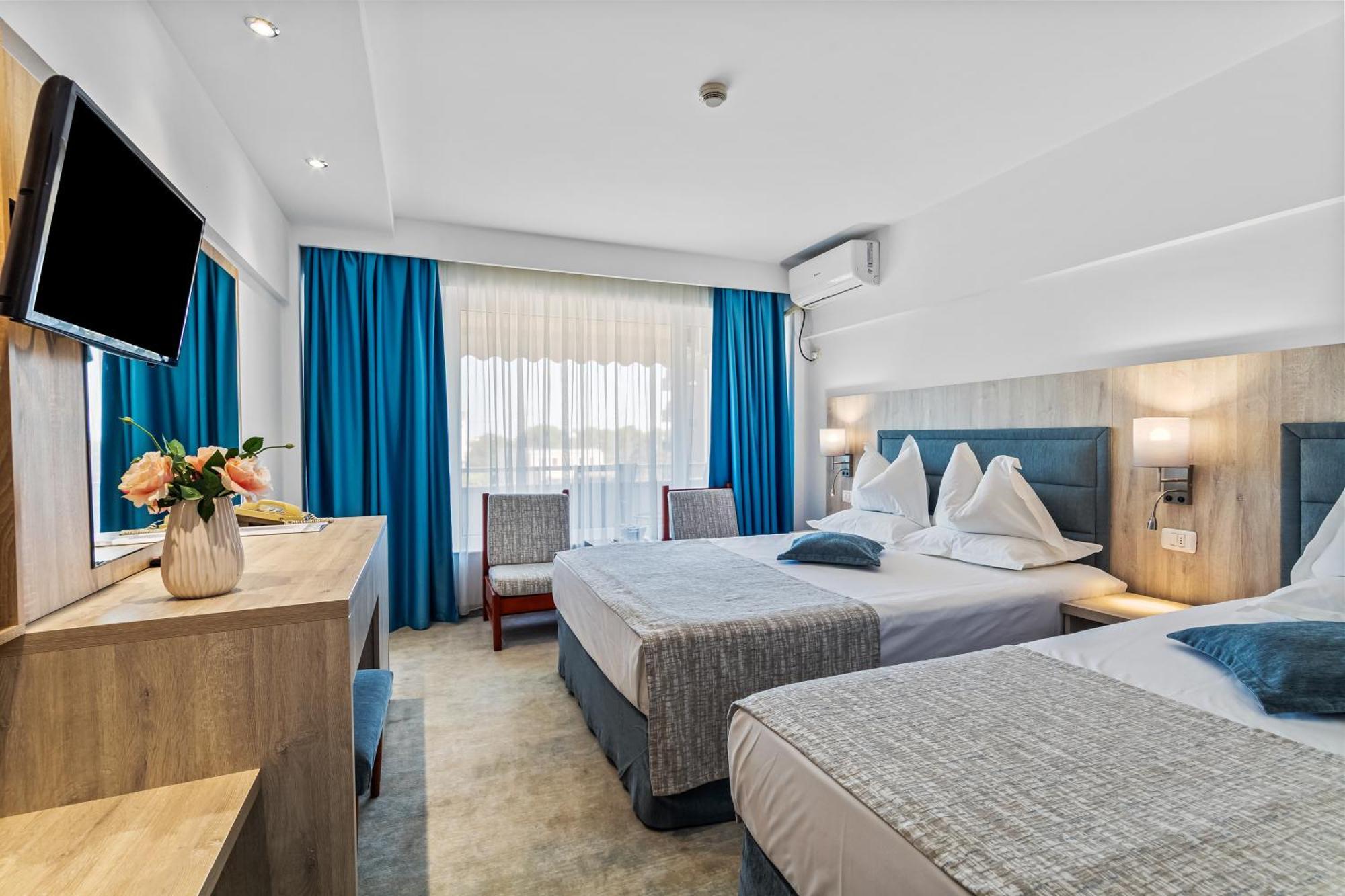 Condor Hotel